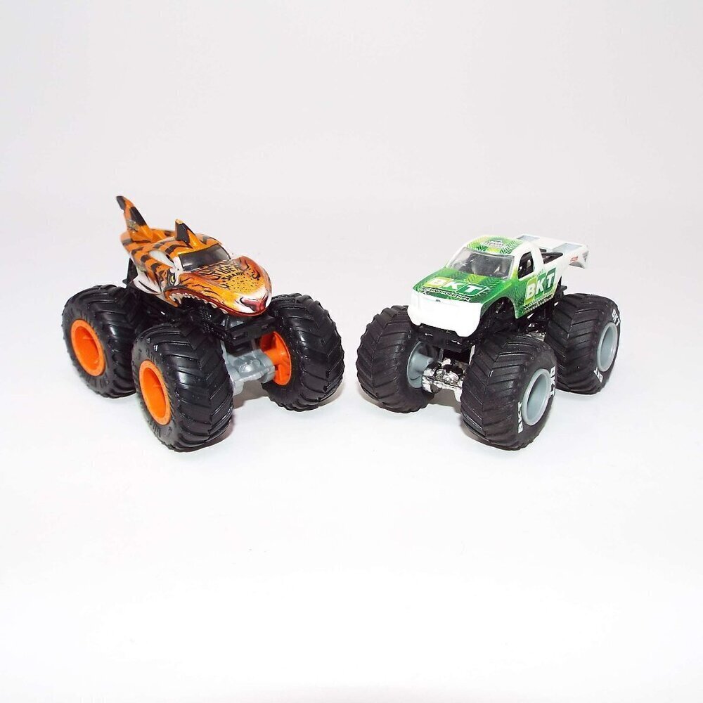 Hot Wheels Monster Jam Bundle #193